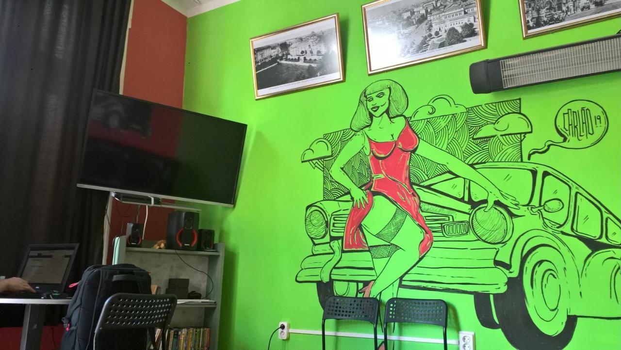 "No Party & Many Rules" Hostel N1 София Экстерьер фото